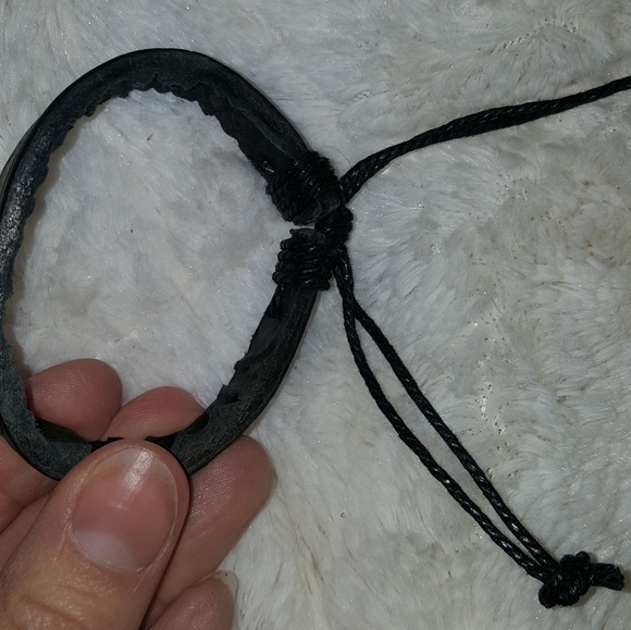 🚻unisex NWOT Christian Cross Bracelet - Picture 2 of 2